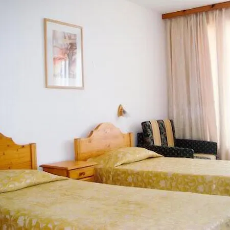 Margarita Hotel 2*